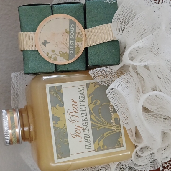 Bath Gift Set - New - Picture 3 of 10